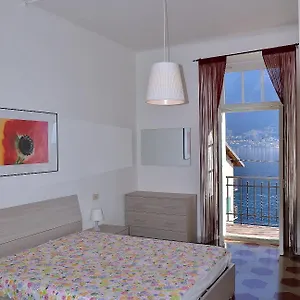 Appartamento The Romantic Village House - With Lake View, Colonno